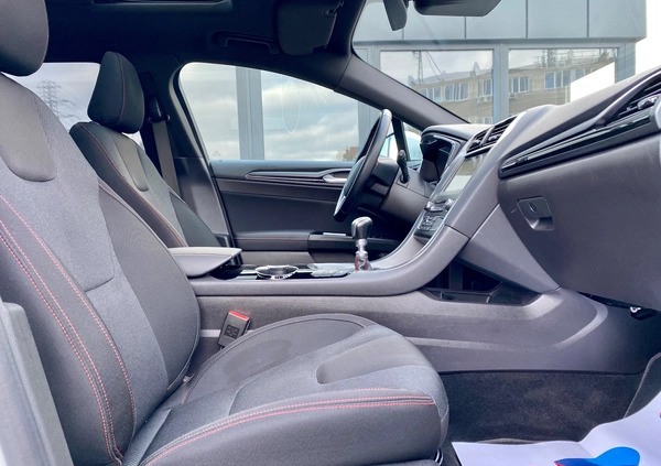 Ford Mondeo cena 86150 przebieg: 59000, rok produkcji 2018 z Prochowice małe 529